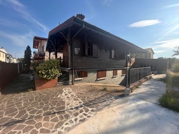 casa indipendente in vendita a Castiglione d'Adda