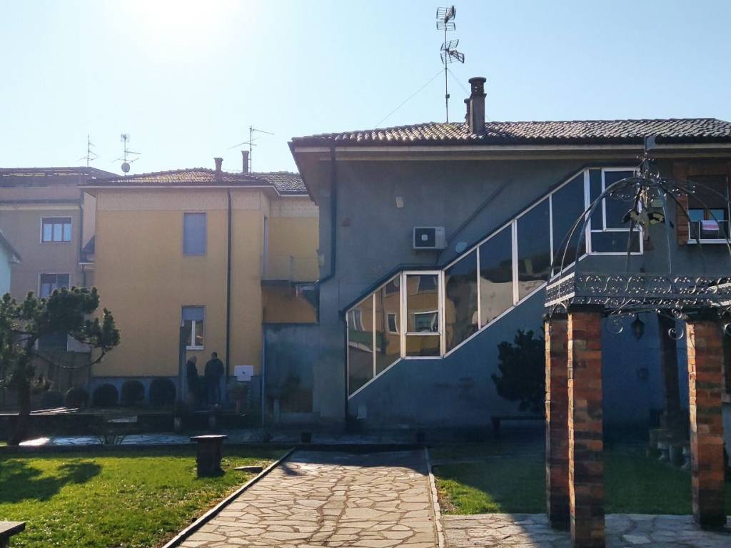 casa indipendente in vendita a Castiglione d'Adda