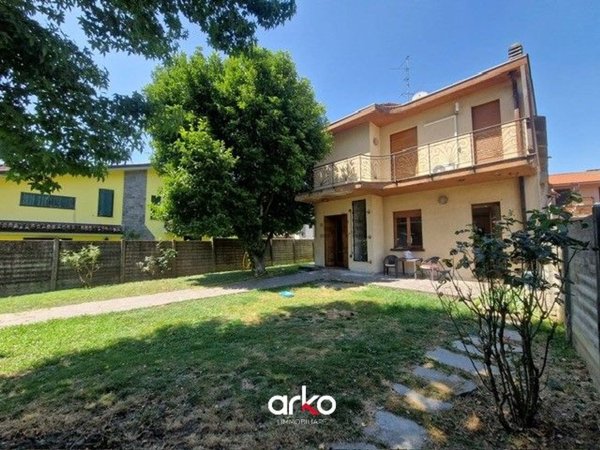 casa indipendente in vendita a Castiglione d'Adda