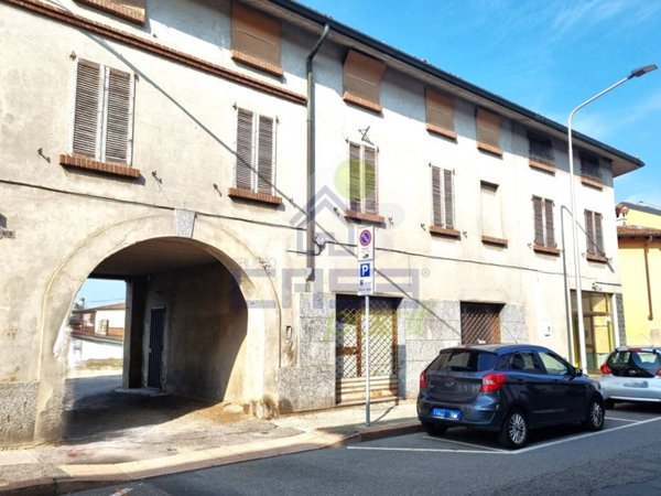 intera palazzina in vendita a Castiglione d'Adda