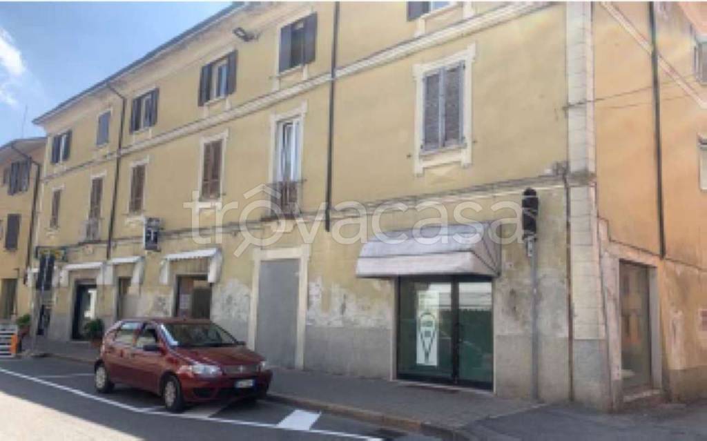 negozio in vendita a Castiglione d'Adda