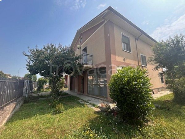casa indipendente in vendita a Castiglione d'Adda