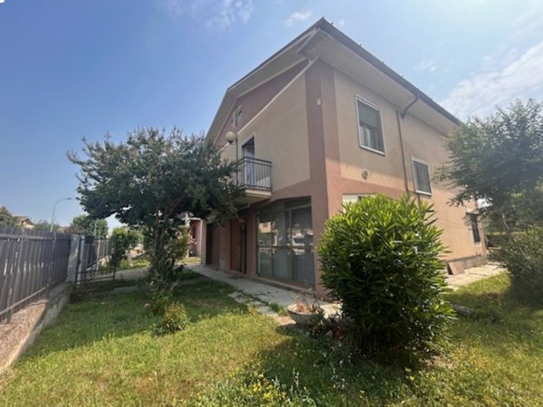 casa indipendente in vendita a Castiglione d'Adda