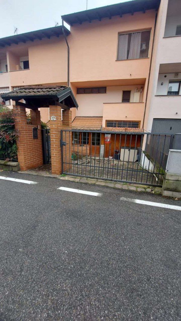 casa indipendente in vendita a Castiraga Vidardo