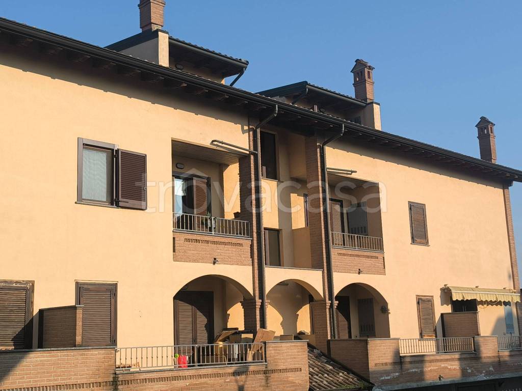 appartamento in vendita a Castiraga Vidardo in zona Vidardo