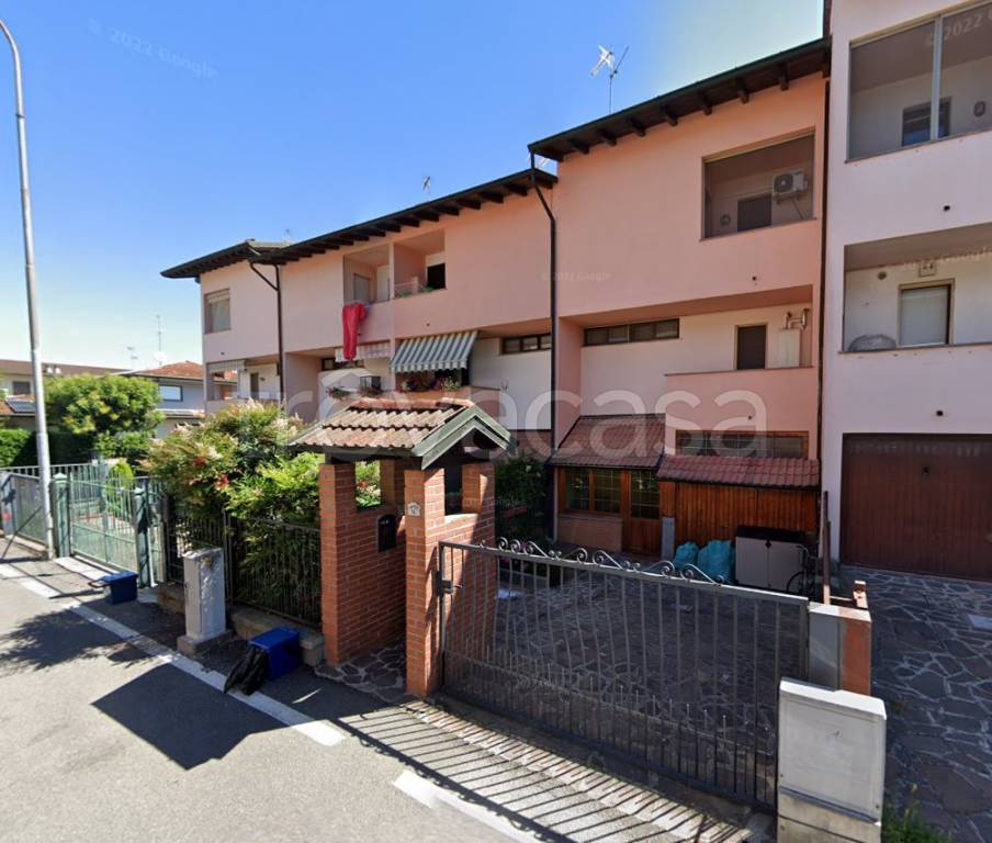 casa indipendente in vendita a Castiraga Vidardo in zona Vidardo