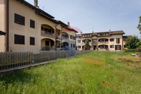 appartamento in vendita a Castiraga Vidardo