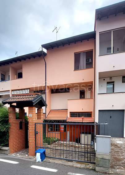 appartamento in vendita a Castiraga Vidardo in zona Vidardo