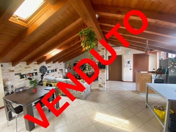 appartamento in vendita a Castiraga Vidardo