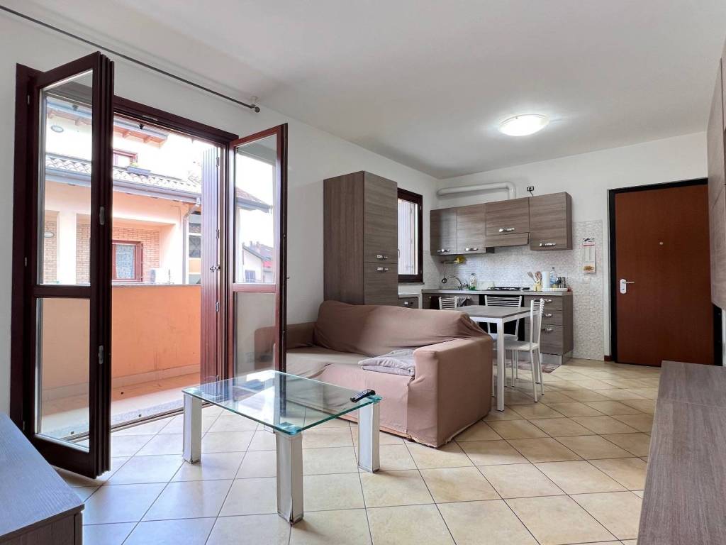 appartamento in vendita a Castiraga Vidardo in zona Vidardo