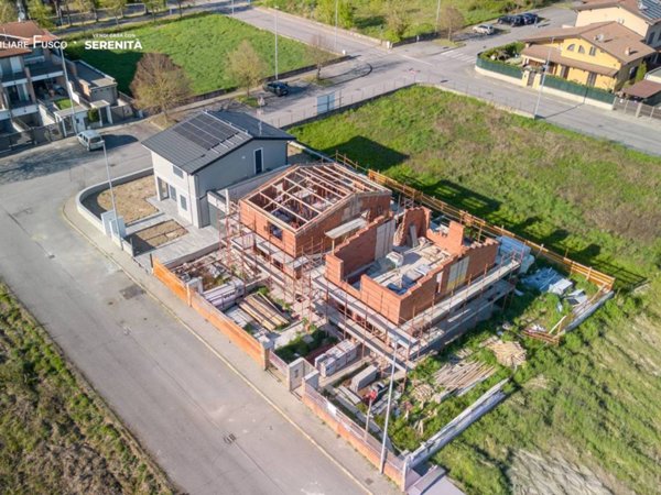 casa indipendente in vendita a Castiraga Vidardo