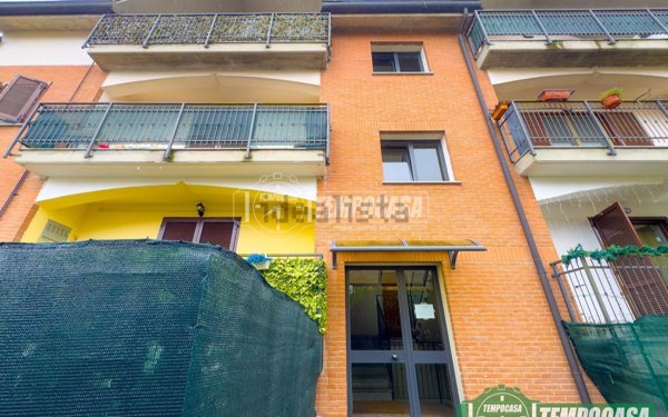 appartamento in vendita a Castiraga Vidardo in zona Vidardo