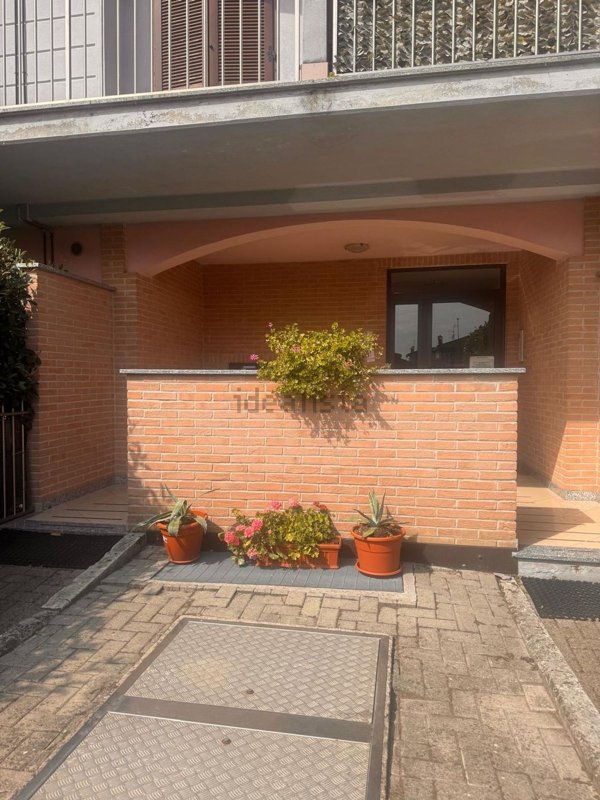 appartamento in vendita a Castiraga Vidardo