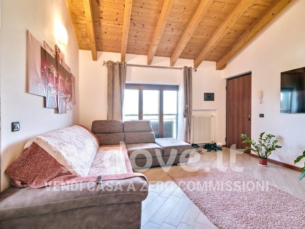 appartamento in vendita a Castiraga Vidardo