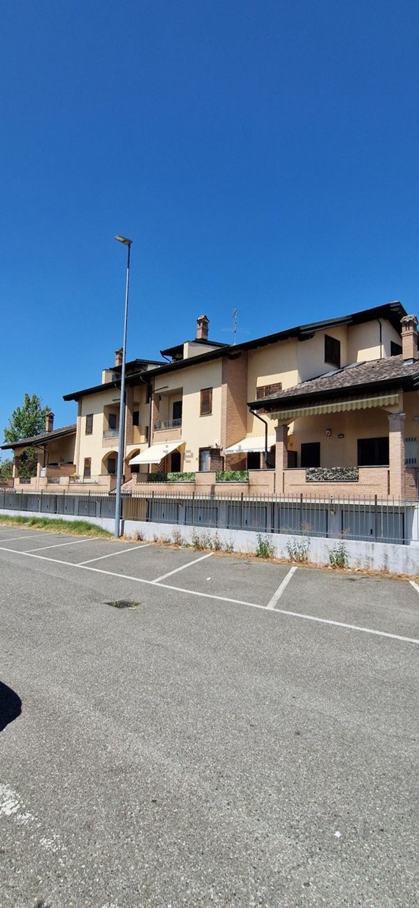 appartamento in vendita a Castiraga Vidardo