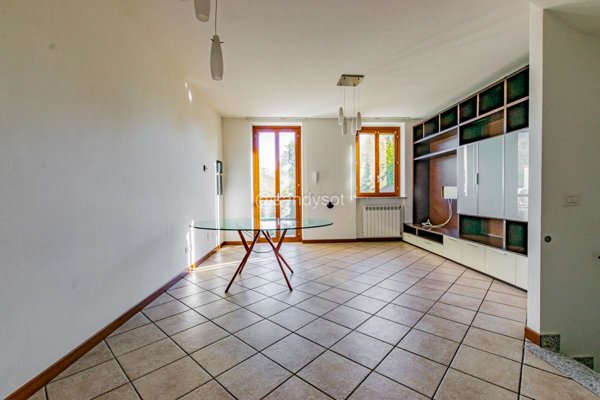 casa indipendente in vendita a Castiraga Vidardo