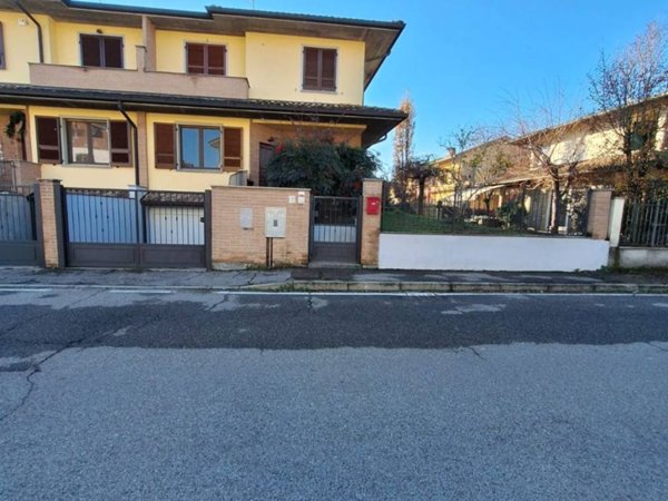 casa indipendente in vendita a Castiraga Vidardo