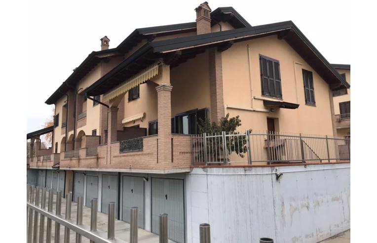 appartamento in vendita a Castiraga Vidardo in zona Vidardo