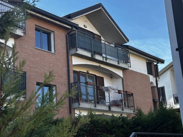 appartamento in vendita a Castiraga Vidardo