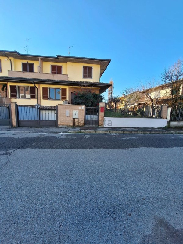 casa indipendente in vendita a Castiraga Vidardo