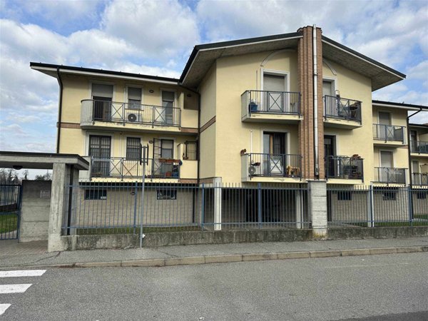 appartamento in vendita a Castiraga Vidardo