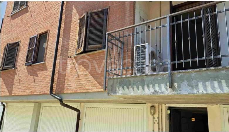 appartamento in vendita a Castiraga Vidardo