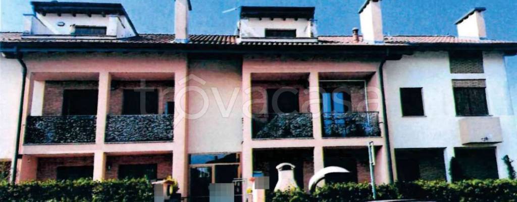 appartamento in vendita a Castiraga Vidardo