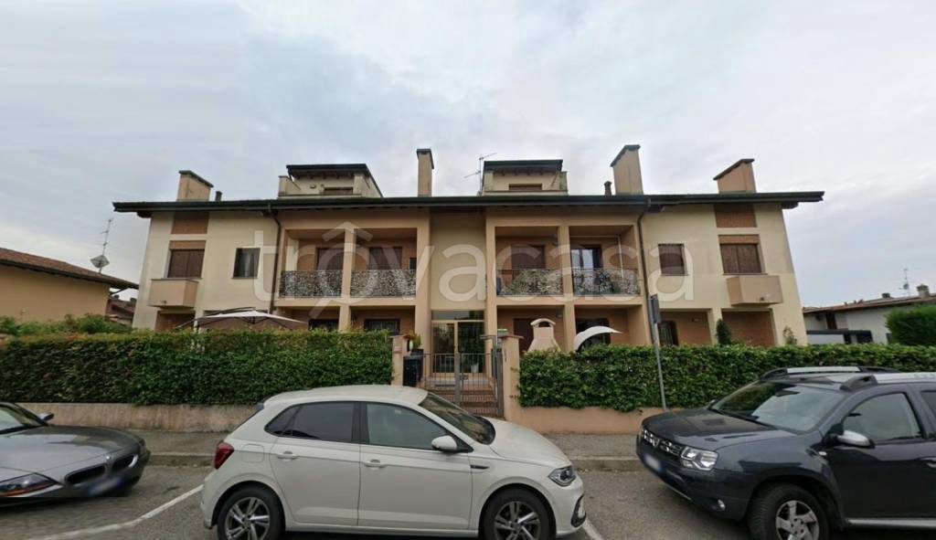 appartamento in vendita a Castiraga Vidardo in zona Vidardo