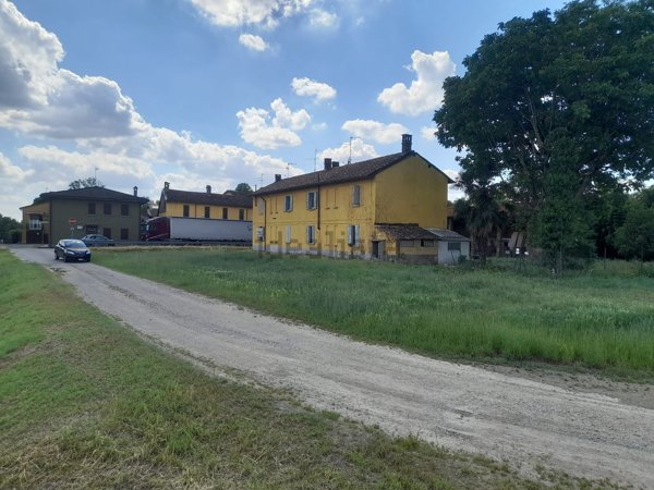 casa semindipendente in vendita a Castiraga Vidardo