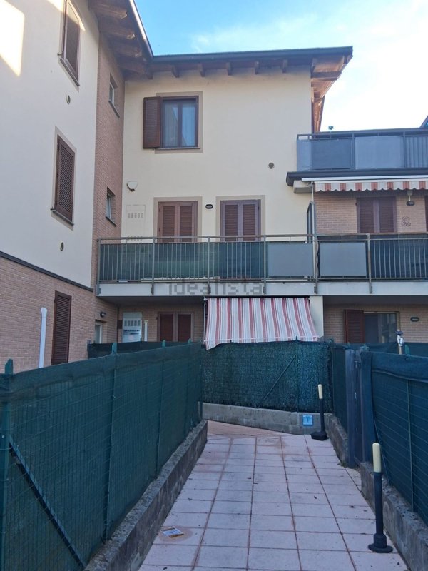 appartamento in vendita a Castiraga Vidardo in zona Vidardino