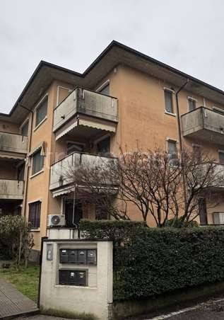 appartamento in vendita a Castiraga Vidardo in zona Vidardo