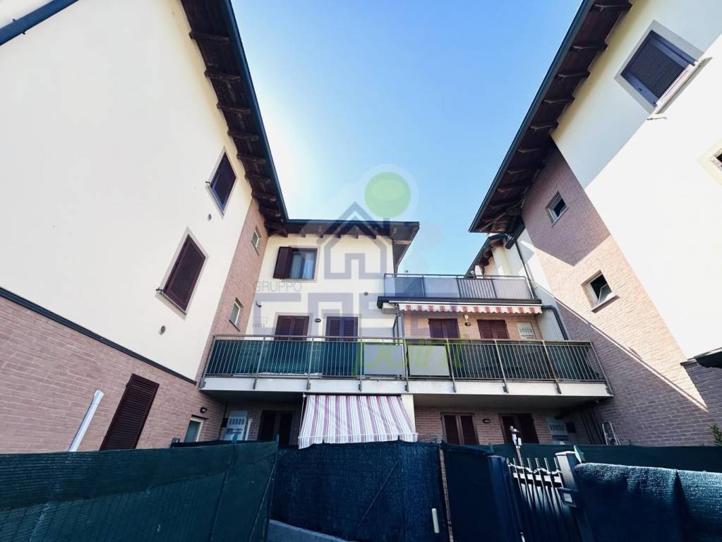 appartamento in vendita a Castiraga Vidardo in zona Vidardo