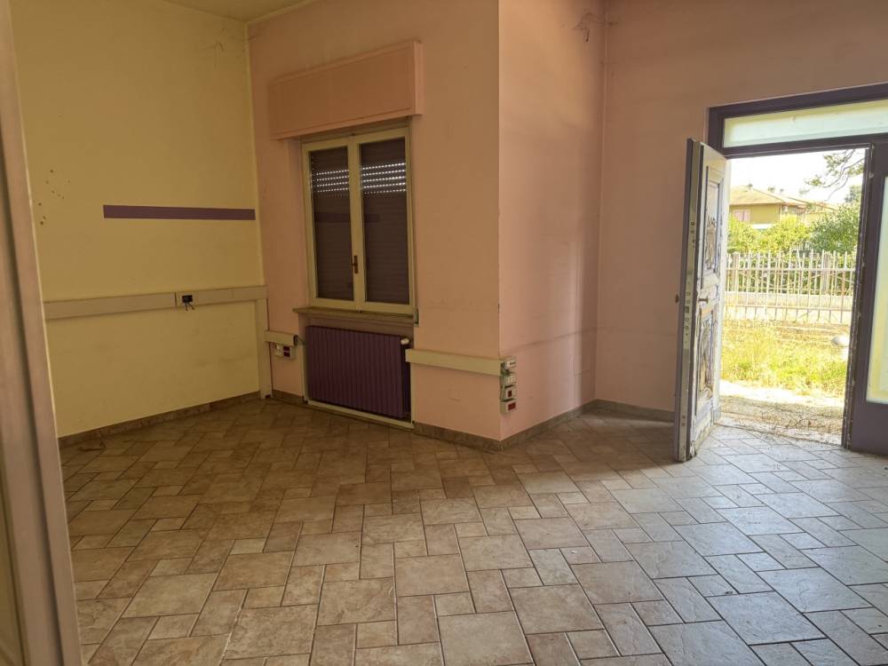 casa indipendente in vendita a Castiraga Vidardo in zona Vidardo