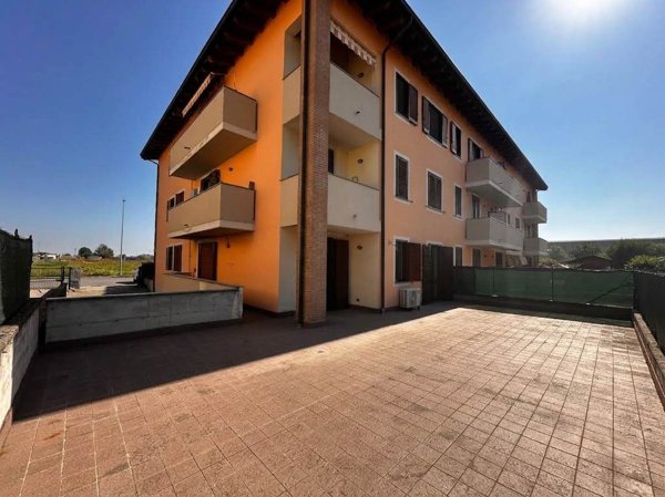 appartamento in vendita a Castiraga Vidardo in zona Vidardo