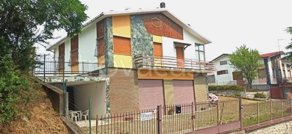 casa indipendente in vendita a Parodi Ligure