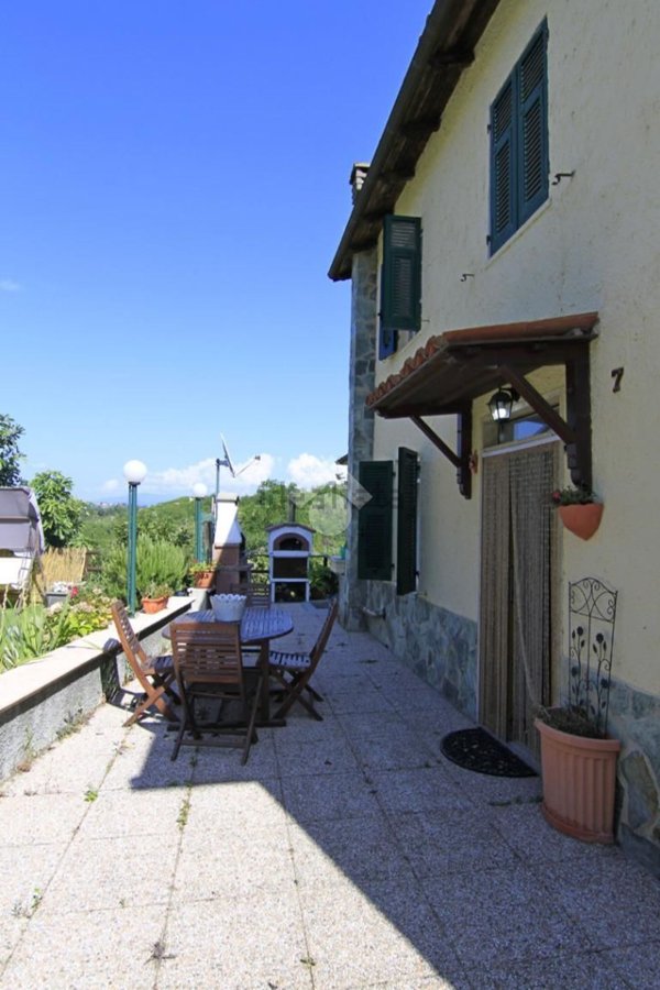 casa indipendente in vendita a Parodi Ligure in zona Cadegualchi