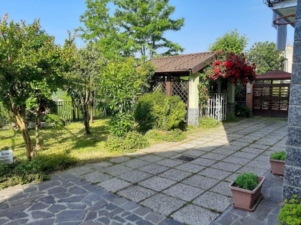 casa indipendente in vendita a Parodi Ligure in zona Cadepiaggio