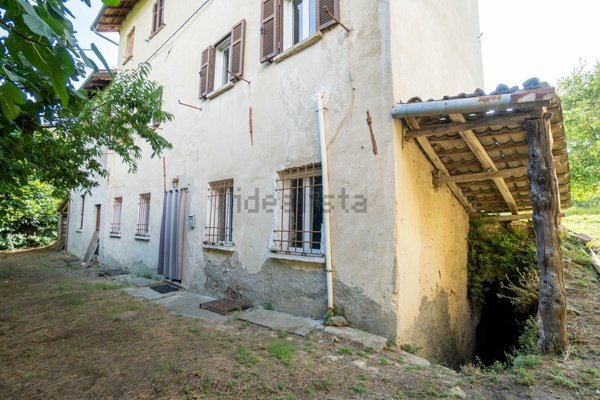 casa indipendente in vendita a Parodi Ligure