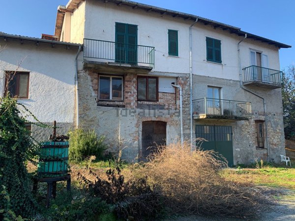 casa indipendente in vendita a Parodi Ligure