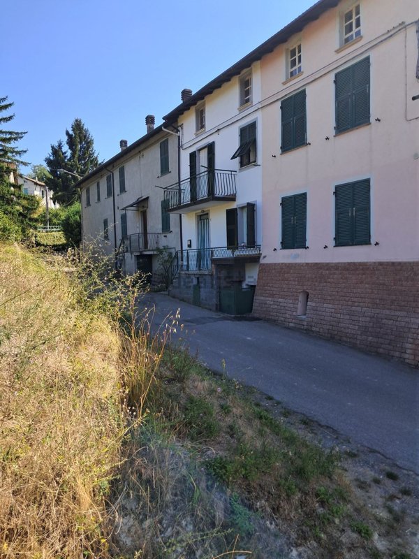 casa indipendente in vendita a Parodi Ligure