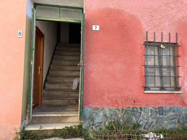 casa indipendente in vendita a Parodi Ligure in zona Tramontana