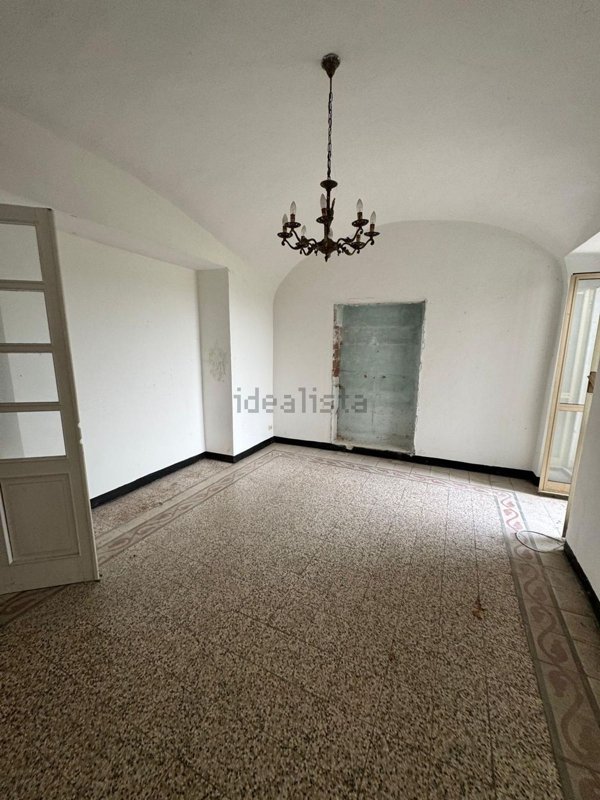 casa indipendente in vendita a Parodi Ligure in zona Tramontana
