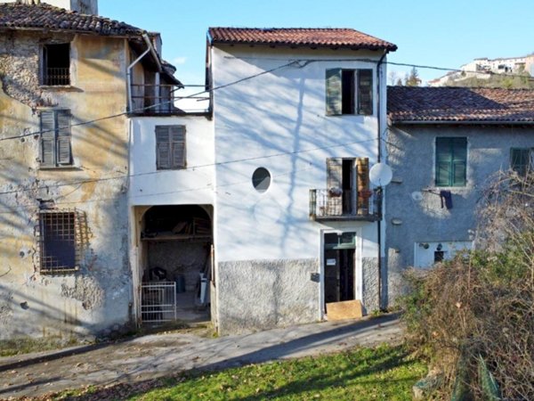 casa indipendente in vendita a Parodi Ligure in zona Cadepiaggio