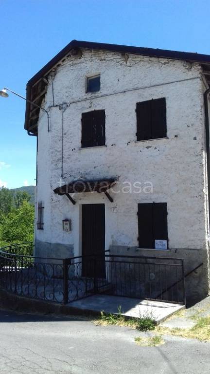 casa indipendente in vendita a Parodi Ligure in zona Cadegualchi