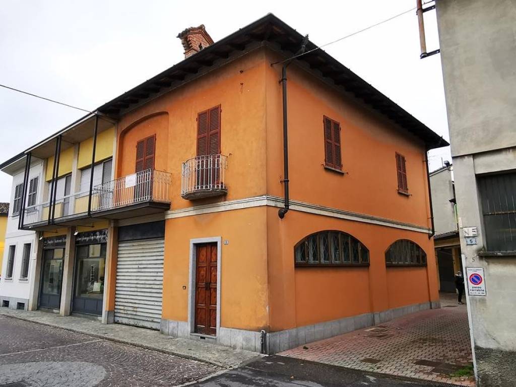 casa indipendente in vendita a Cavenago d'Adda