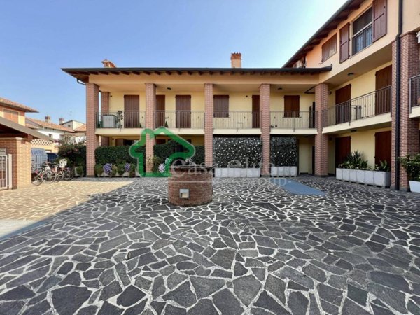 appartamento in vendita a Cavenago d'Adda