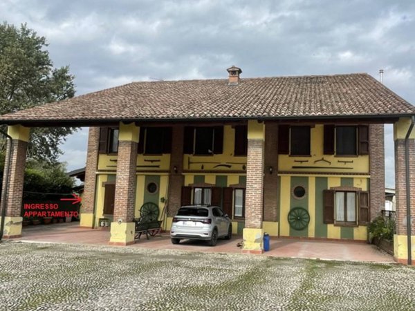 negozio in vendita a Cavenago d'Adda