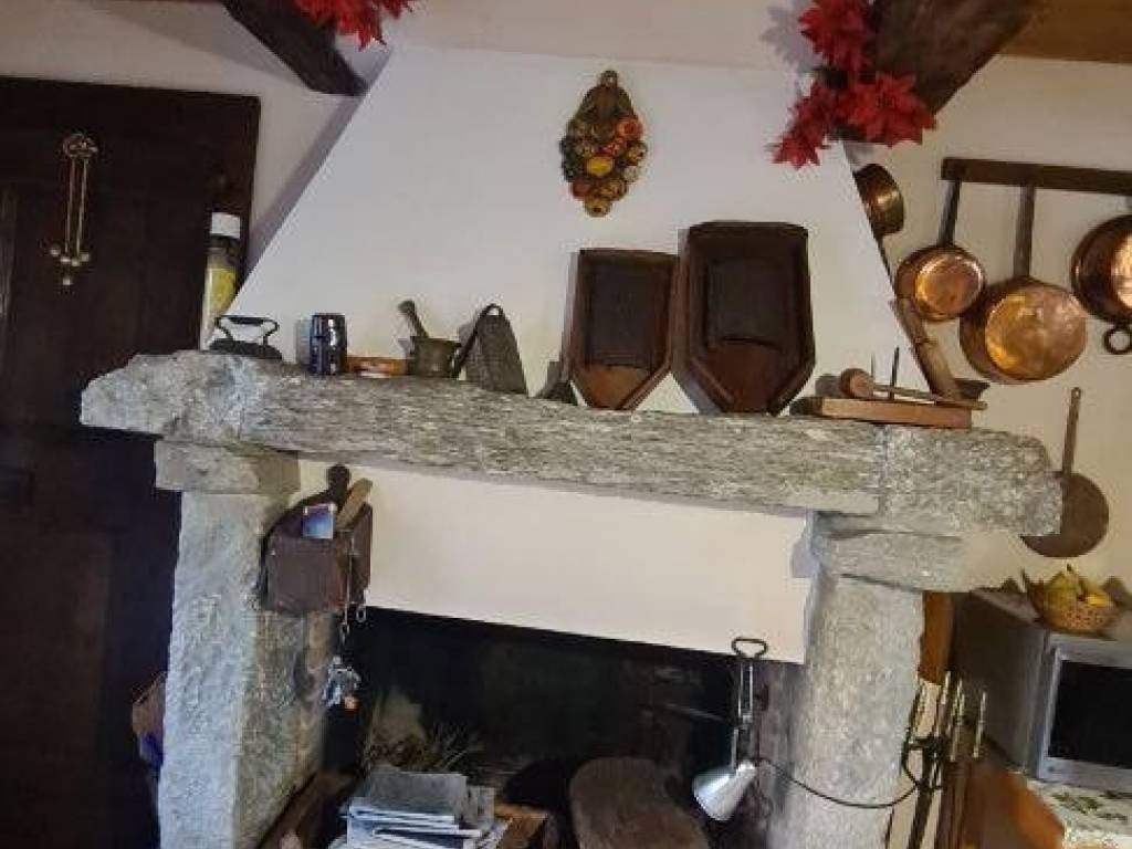 casa indipendente in vendita a Cavenago d'Adda in zona Soltarico