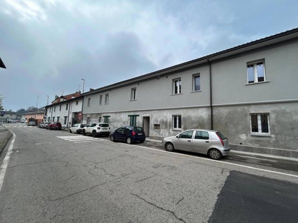 appartamento in vendita a Cavenago d'Adda in zona Caviaga
