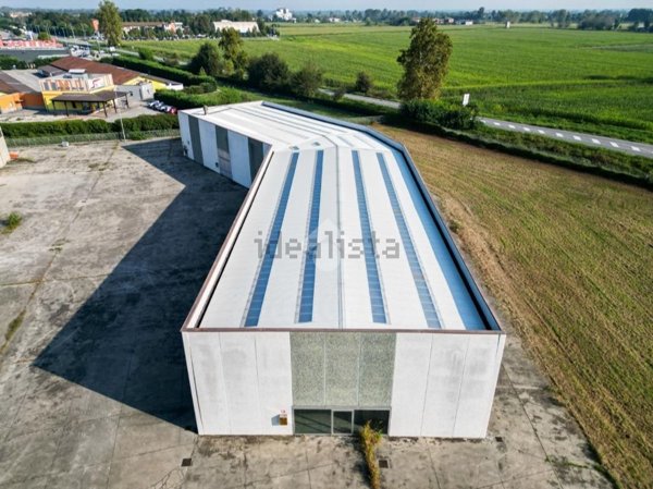terreno edificabile in vendita a Cavenago d'Adda in zona Muzza Piacentina